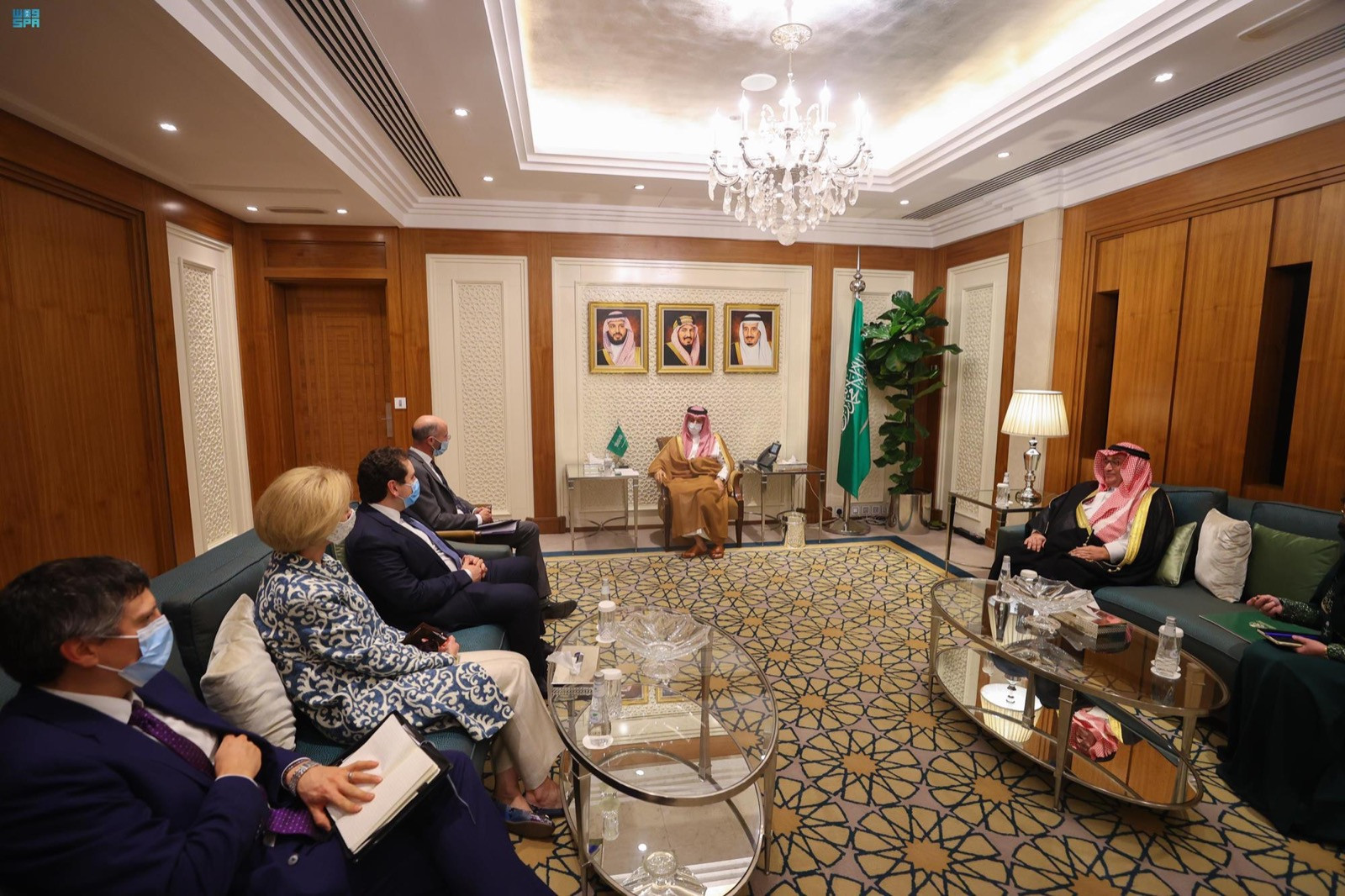 ملف المحادثات النووية على طاولة مباحثات سعودية - أمريكية