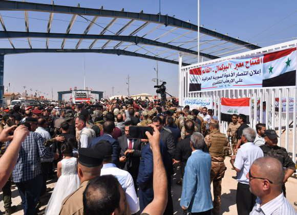 "حزب الله" يرسل تعزيزات عسكرية إلى البوكمال