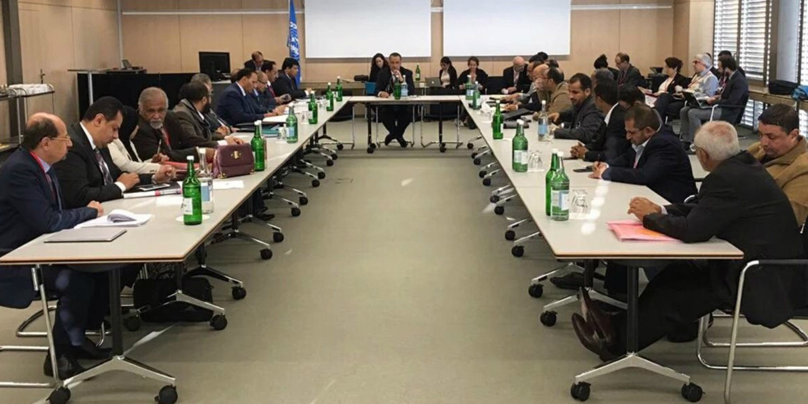 إطلاق سراح الأسرى وفتح مطار صنعاء والمعابر.. ترحيب حكومي بهدنة اليمن