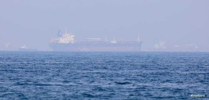 الحرس الثوري يحتجز سفينة وقود في الخليج العربي