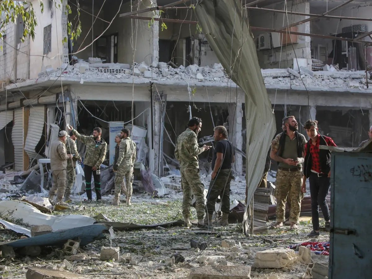 إيران تتخذ إجراءات بحق عناصرها المحليين بدير الزور