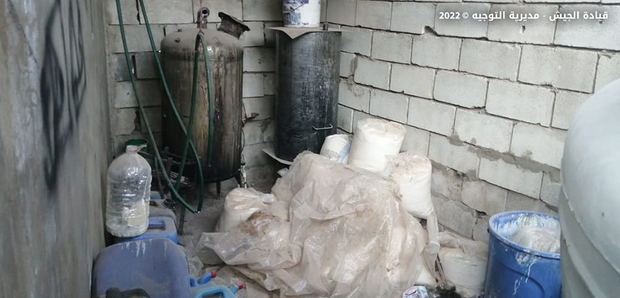 بالصور.. الجيش اللبناني يشتبك مع مطلوبين بتجارة المخـ.ـد رات في بلدة شيعية