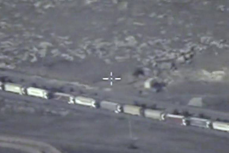 صحيفة أمريكية: إسرائيل هي من قصفت قافلة عربات إيرانية في البوكمال