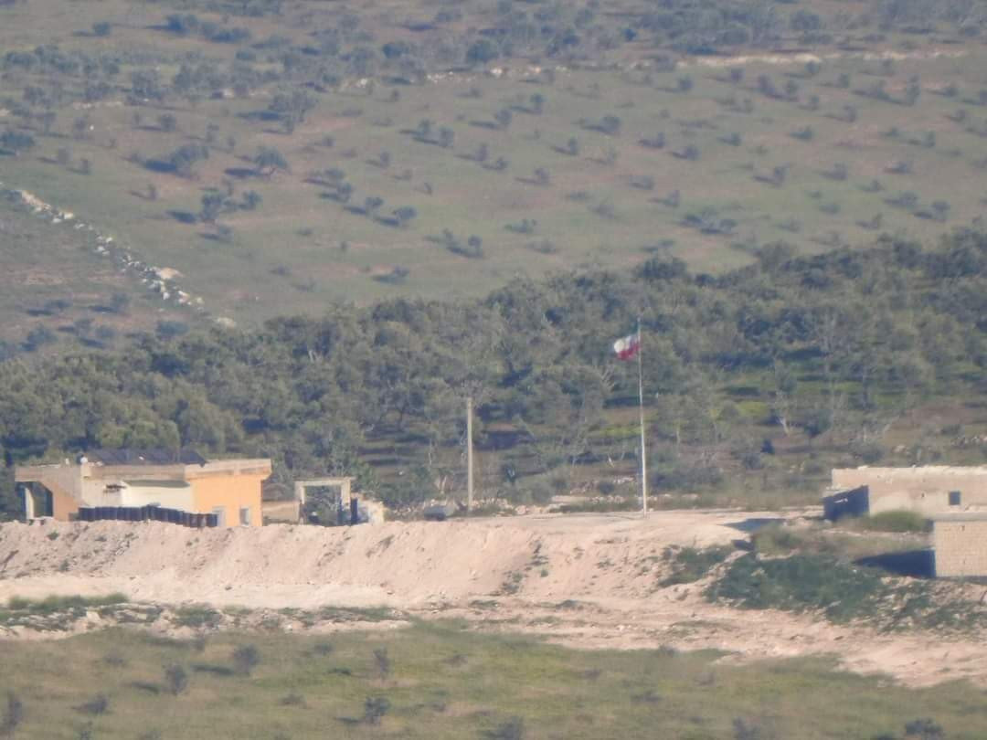 ما حقيقة إنزال ميليشيات تابعة لإيران لراياتها في سوريا؟