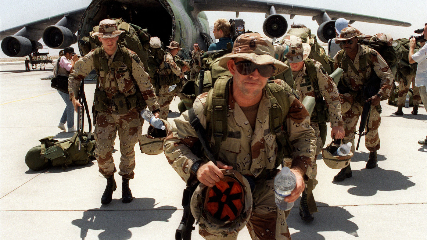 بالآلاف.. أمريكا ترسل قوات ومعدات عسكرية إلى السعودية