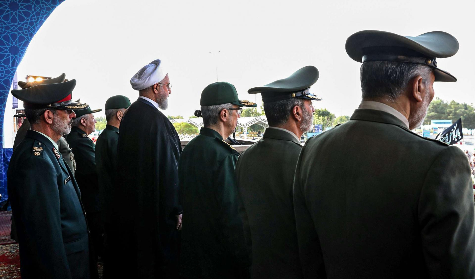 مسؤولون أمريكيون يحذرون من هجمات إيرانية وشيكة