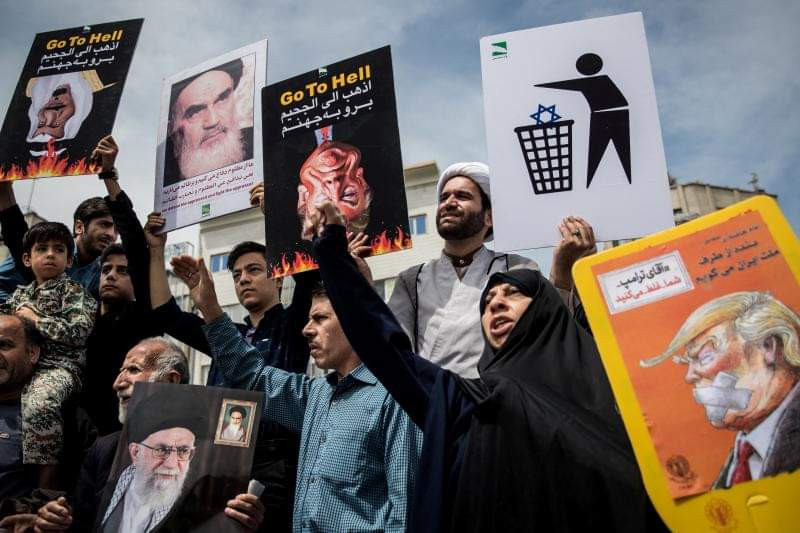 كيف عزز التيار المتشدد في إيران من مكانته السياسية والاقتصادية؟