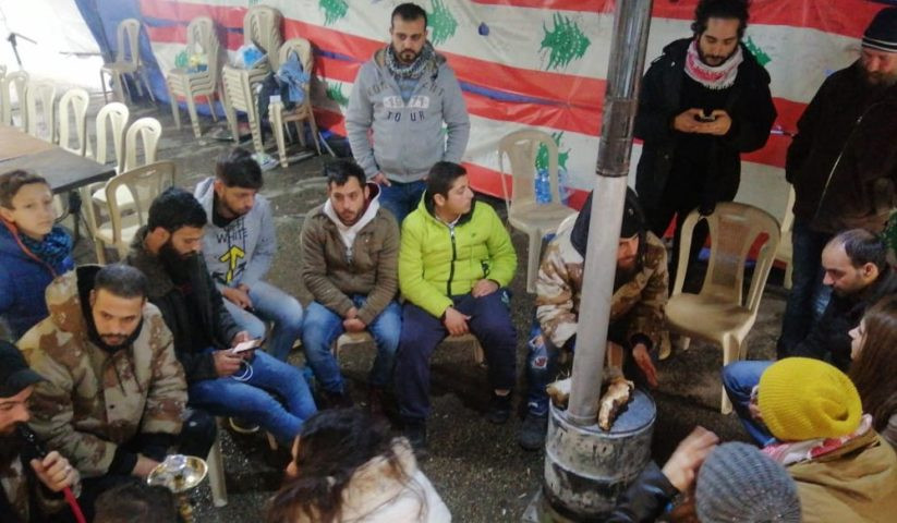 لبنان.. ما شكل الحكومة التي يريدها المتظاهرون؟ (فيديو)