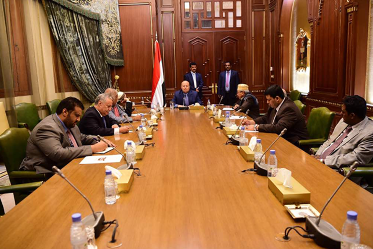 دعوات لعودة الحكومة اليمنية الشرعية إلى عدن