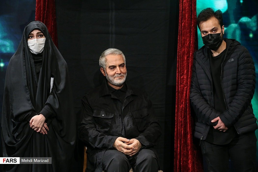 "بالقبل والسلفي".. أنصار "سليمانـي" يحتفون بنصب جديد