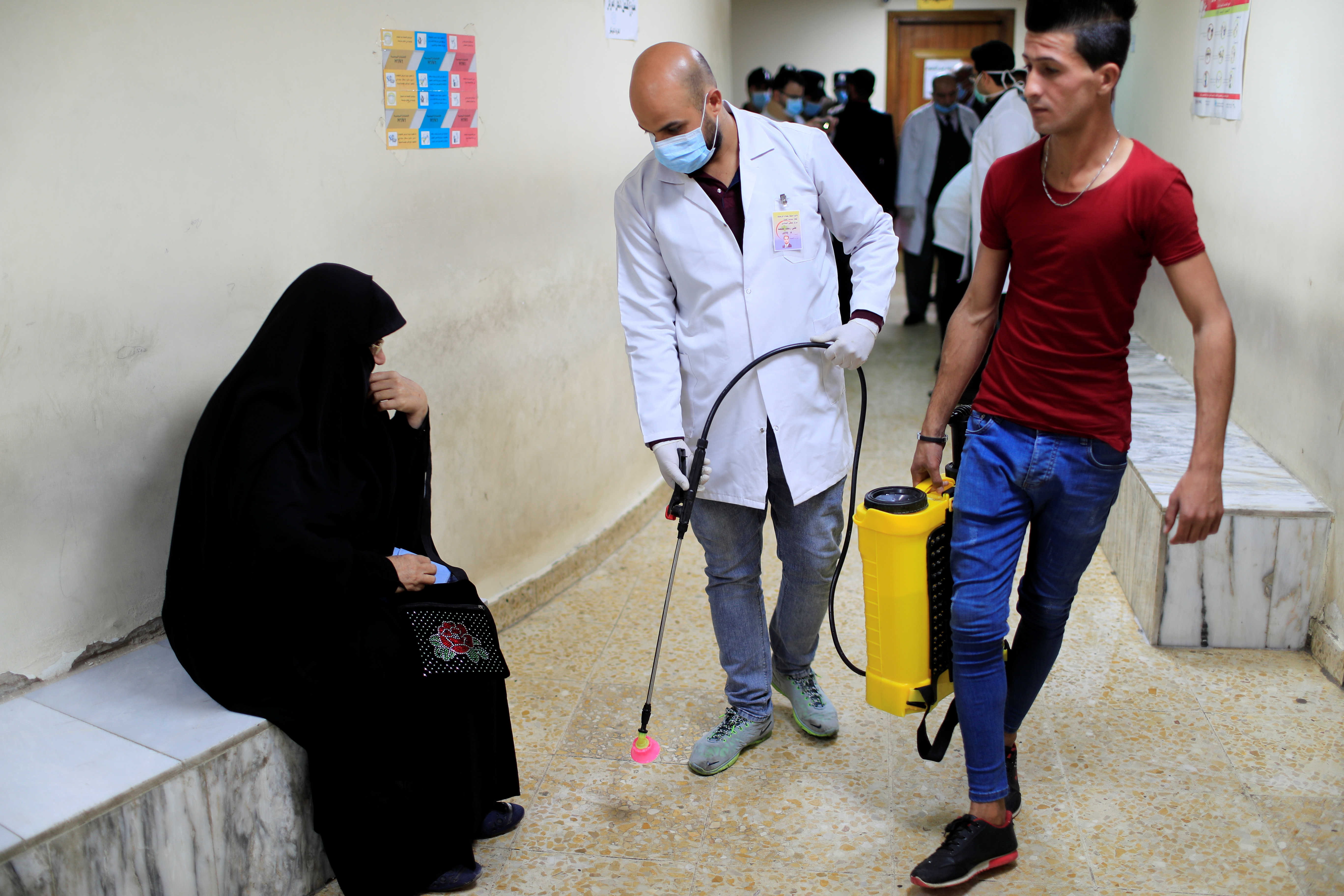 للمرة الأولى.. إصابات كورونا تتخطى حاجز الـ1000 في العراق