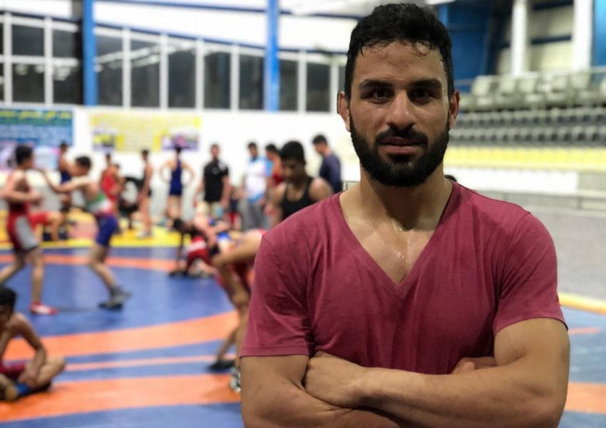 خبراء حقوقيون أمميون: إعدام النظام الإيراني لبطل المصارعة هدفه ترهيب الشعب