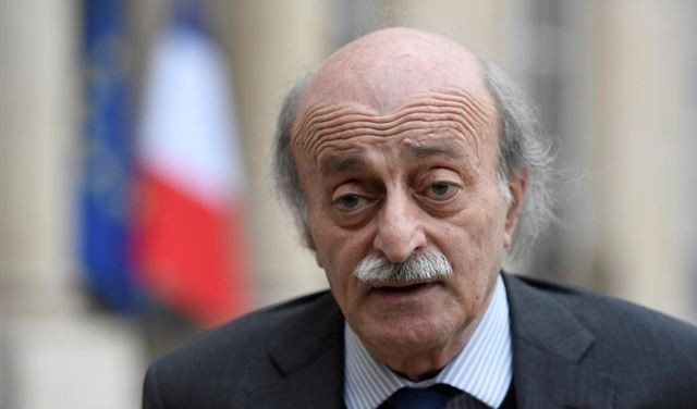 "جنبلاط" يحذر من غرق لبنان ويشيد بتصريحات "الراعي"