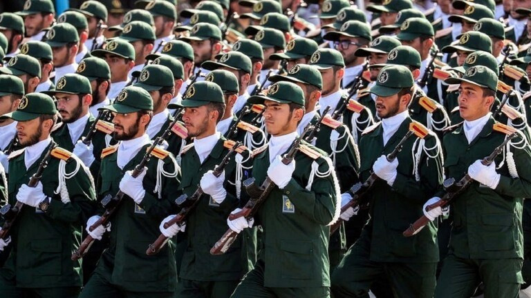 مسيرة تقتل قياديا في "الحـرس الثـوري الإيـراني" ومرافقيه في سوريا