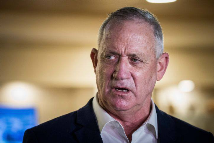 غانتس: جاهزون لأي عملية ضد إيران