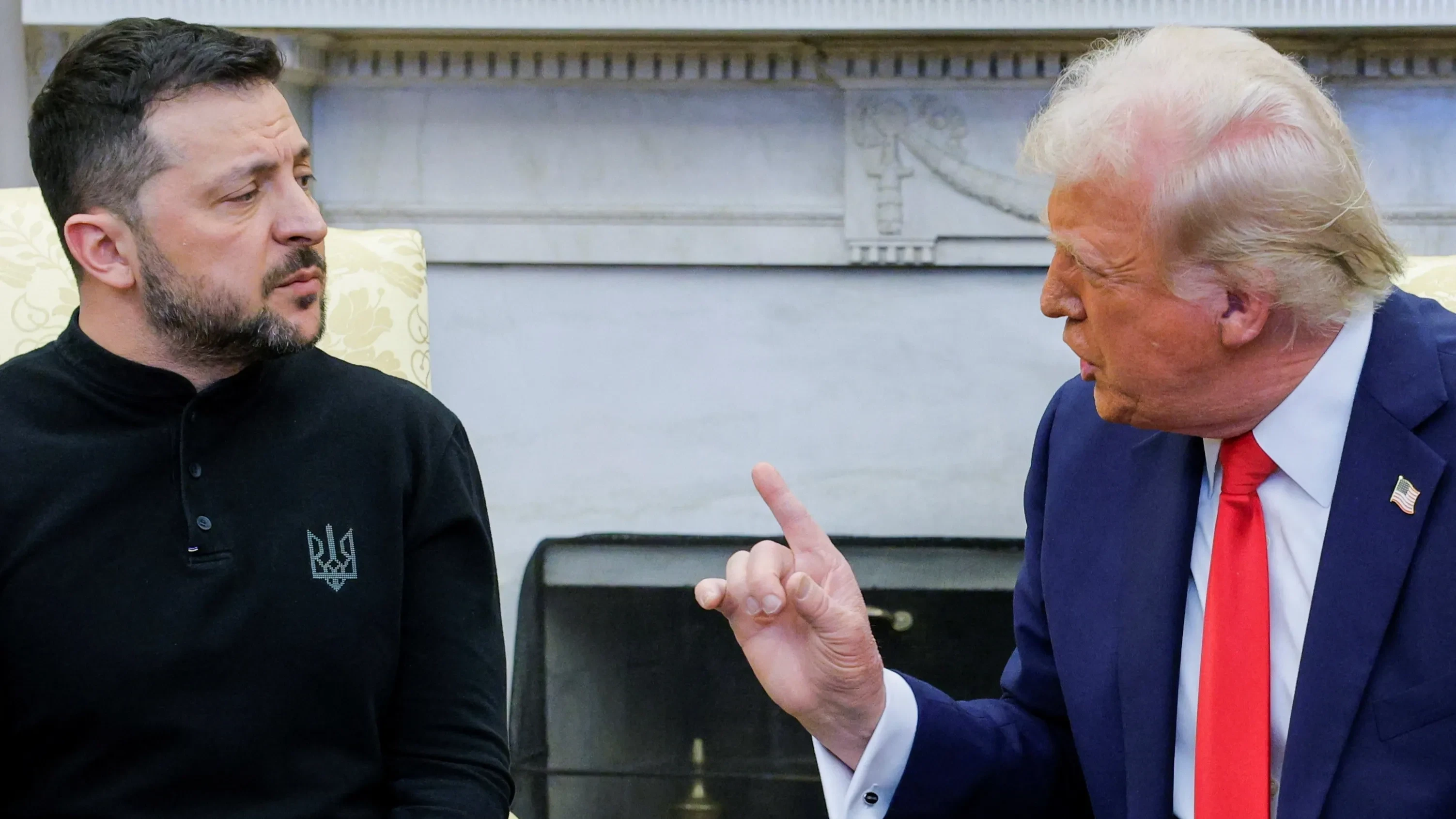 تقارير: ترمب يطرد زيلينسكي من البيت الأبيض بعد مشادة كلامية علنية