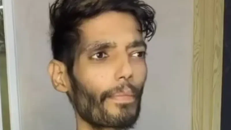 لاعب الزمالك السابق يصارع السرطان ويشكو الإهمال.. تامر حسني يتدخل لدعمه