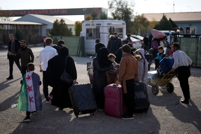 عودة ملحوظة للسوريين من تركيا إلى وطنهم: أكثر من 17 ألف عائد في يناير ضمن إجراءات رسمية