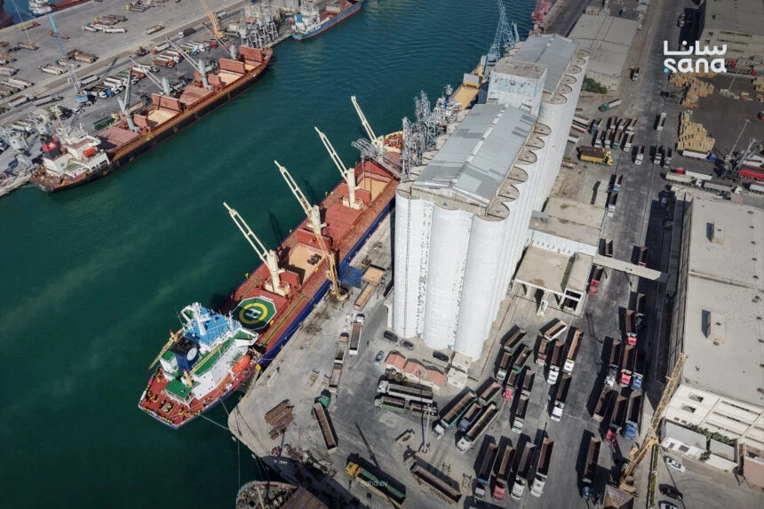 وصول باخرتين محملتين بـ 70 ألف طن من القمح إلى مرفأ طرطوس